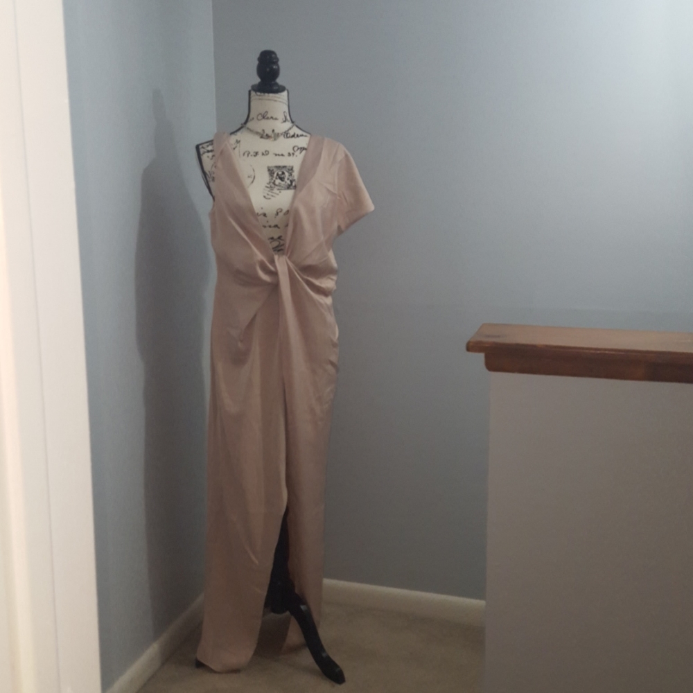 Gown/Dress